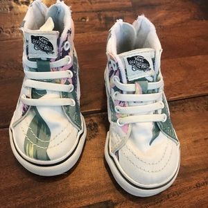 * ♥️SOLD♥️ RARE* Vans floral